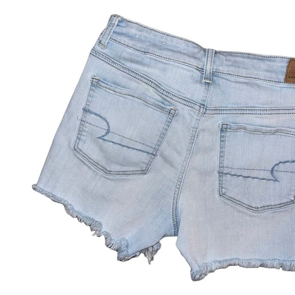 American Eagle Outfitters AEO Distressed Hi-Rise Light Wash Shortie Shorts 8 - Picture 7 of 9